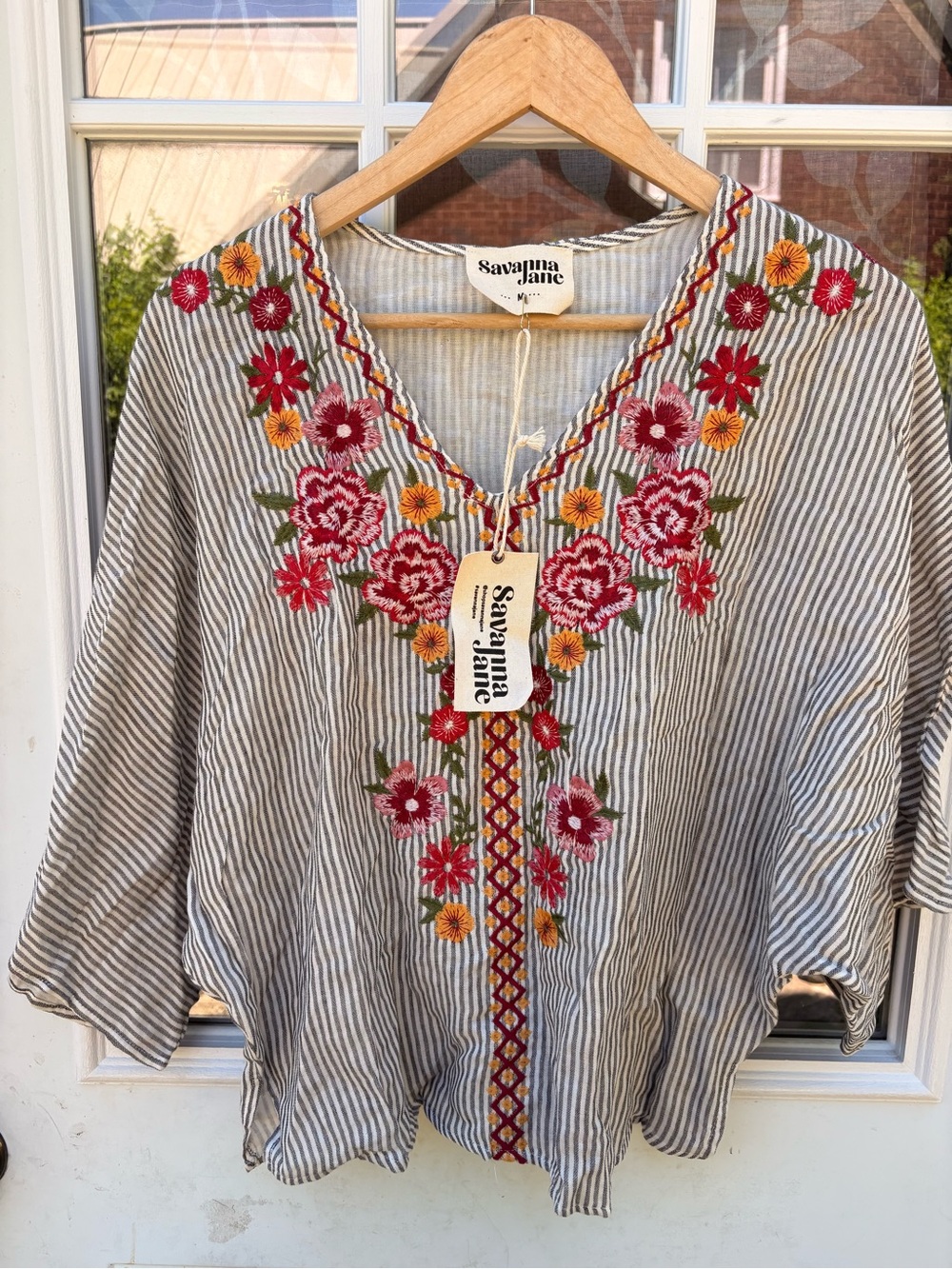 NWT Savanna Jane Women's Floral Embroidered Top | 100% Cotton | Medium